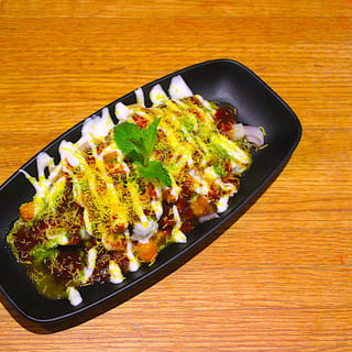Aloo Tikki Chaat