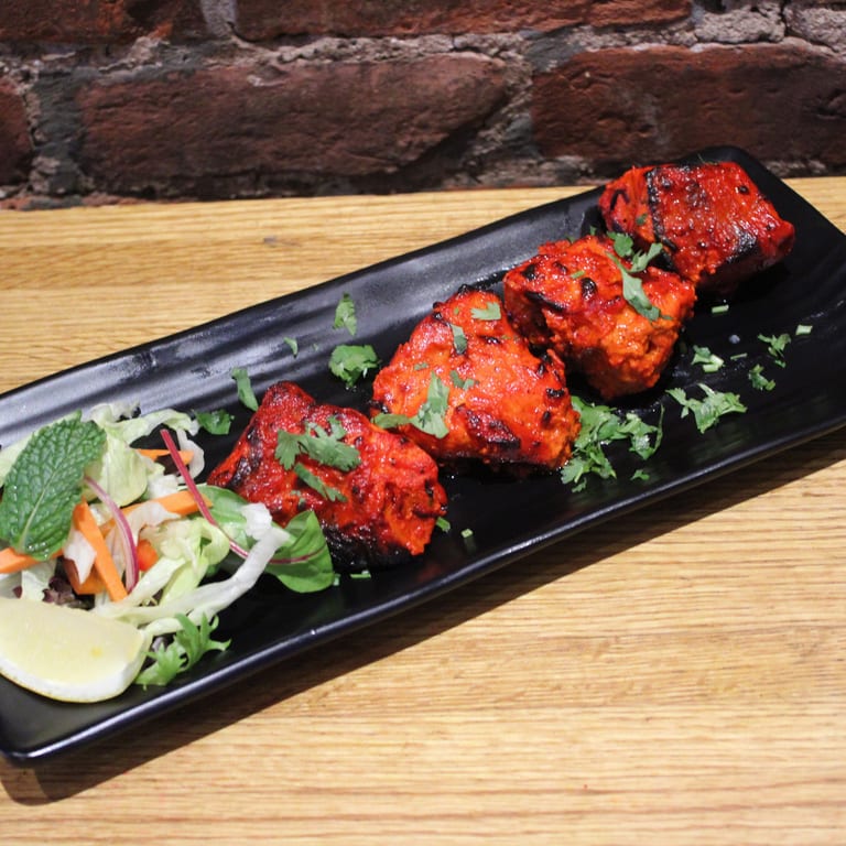 Garlic Naan: A Flavorful Indian Delight